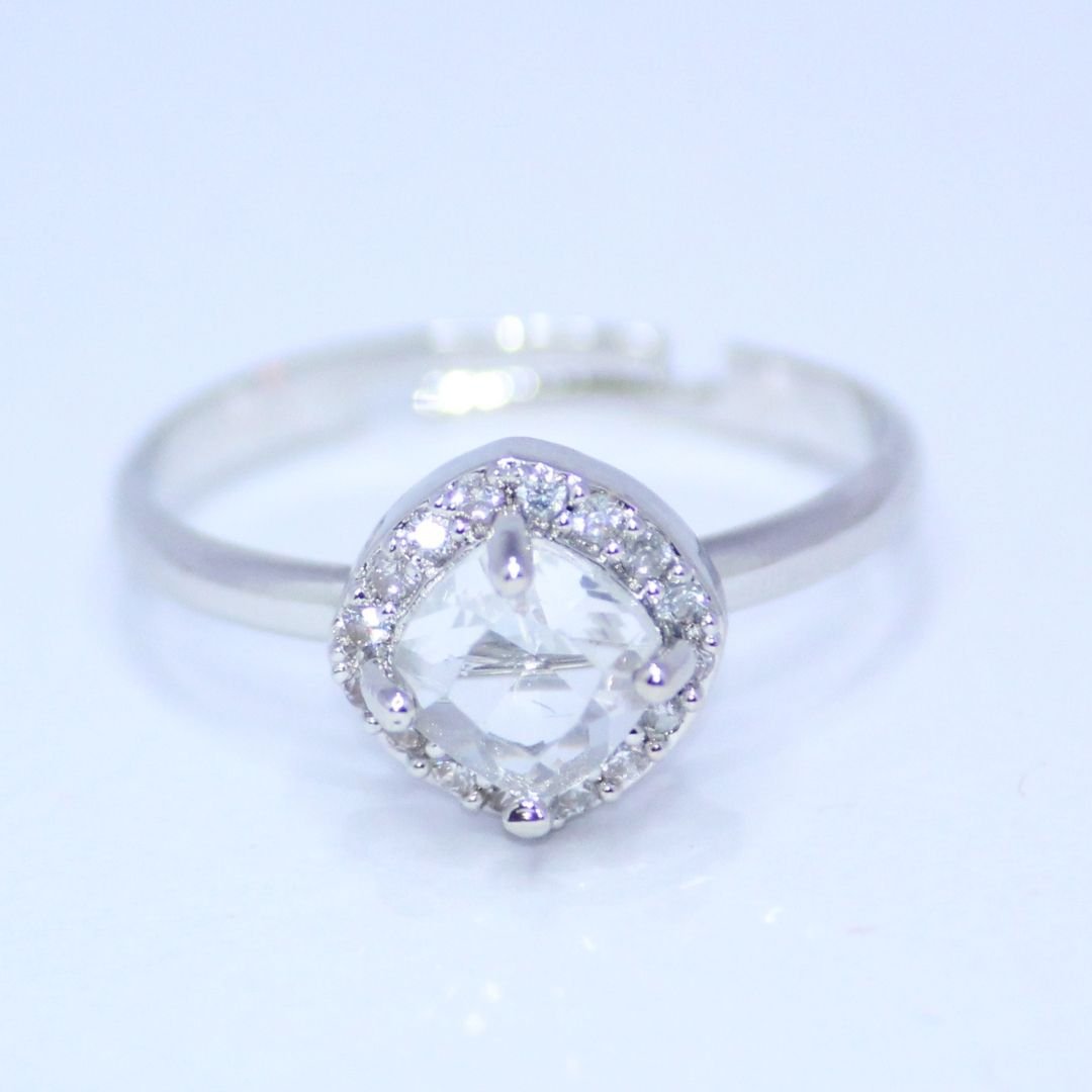 Cushion-Cut-Halo-Silver-Ring-–-A-Touch-of-Timeless-Glamour-3