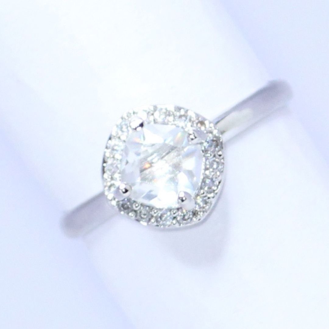 Cushion-Cut-Halo-Silver-Ring-–-A-Touch-of-Timeless-Glamour-4