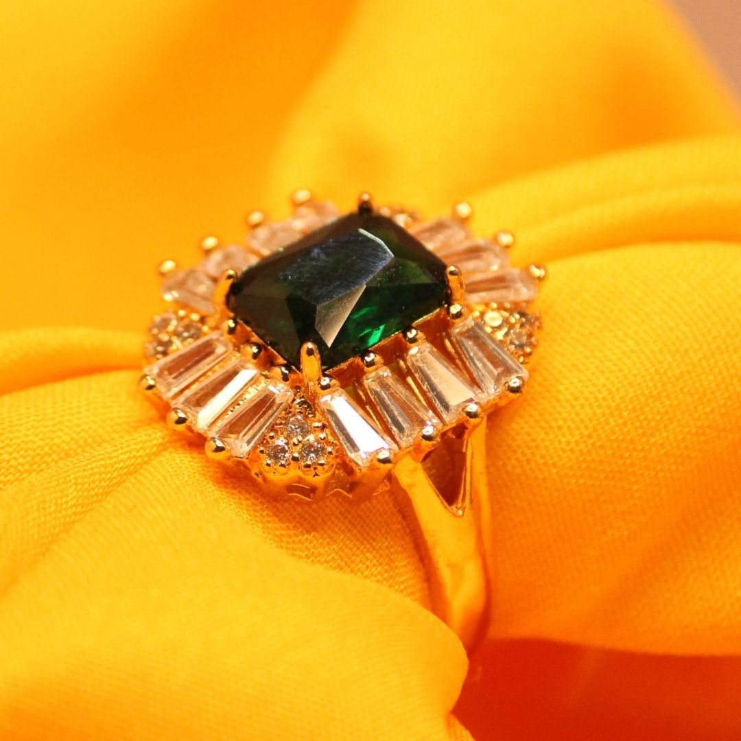 Emerald-Green-Baguette-Halo-Ring-2