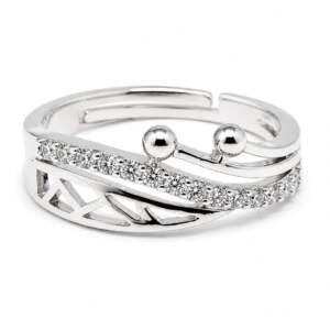 Ethereal Elegance Crisscross Silver Ring with Dazzling Accents