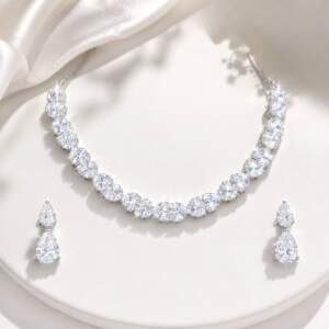 Luminous Pear Elegance Diamond Necklace Set